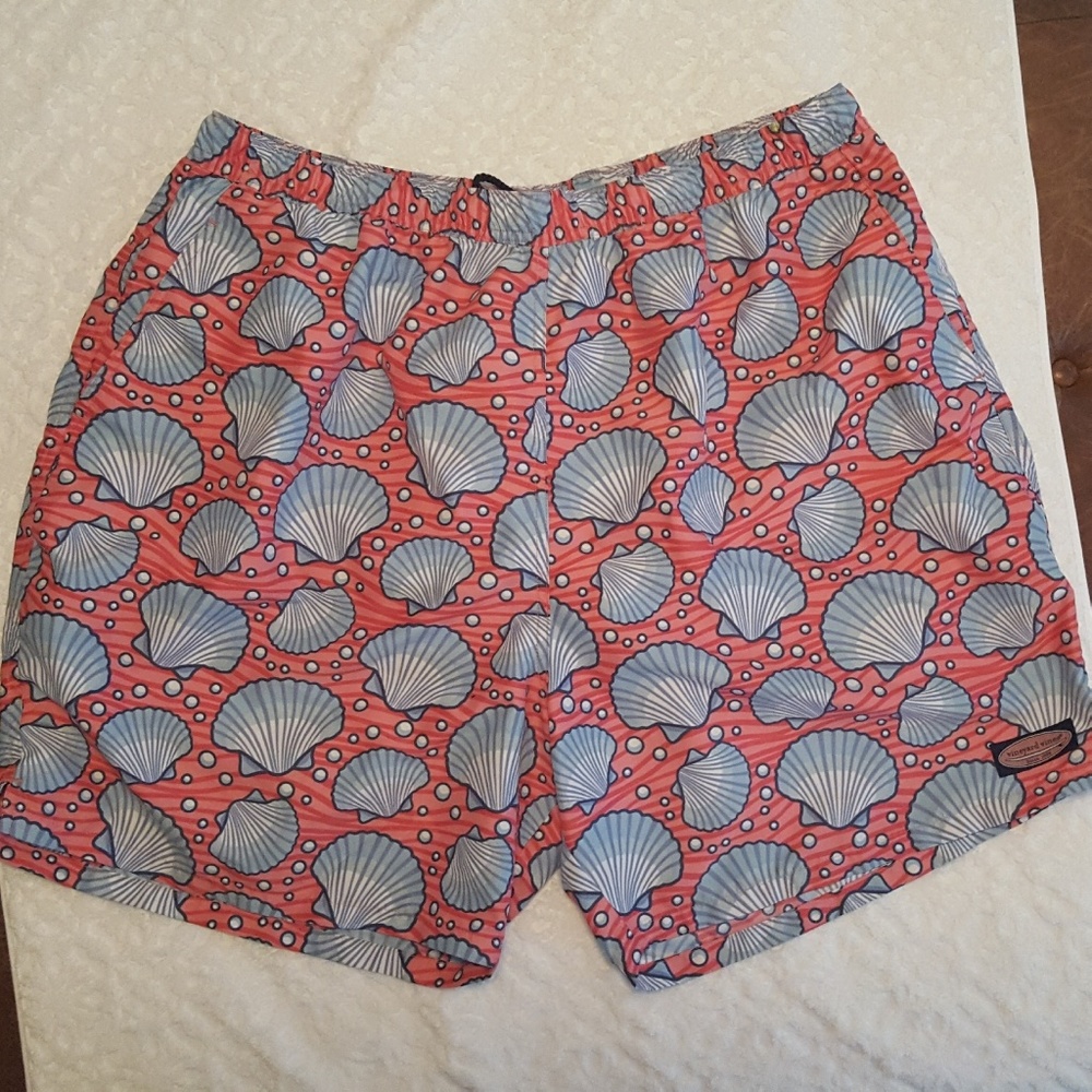 Men's Vineyard Vines swim trunks